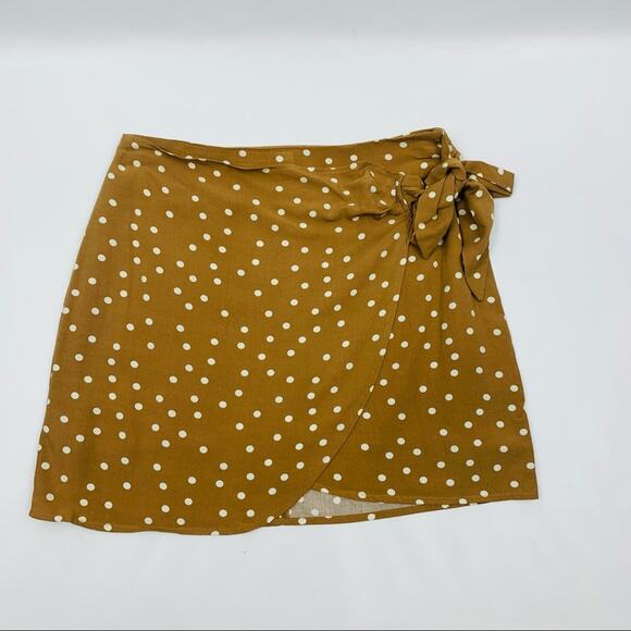 L * Space Tan Polka Dot Faux Wrap Skirt - Picture 8 of 12